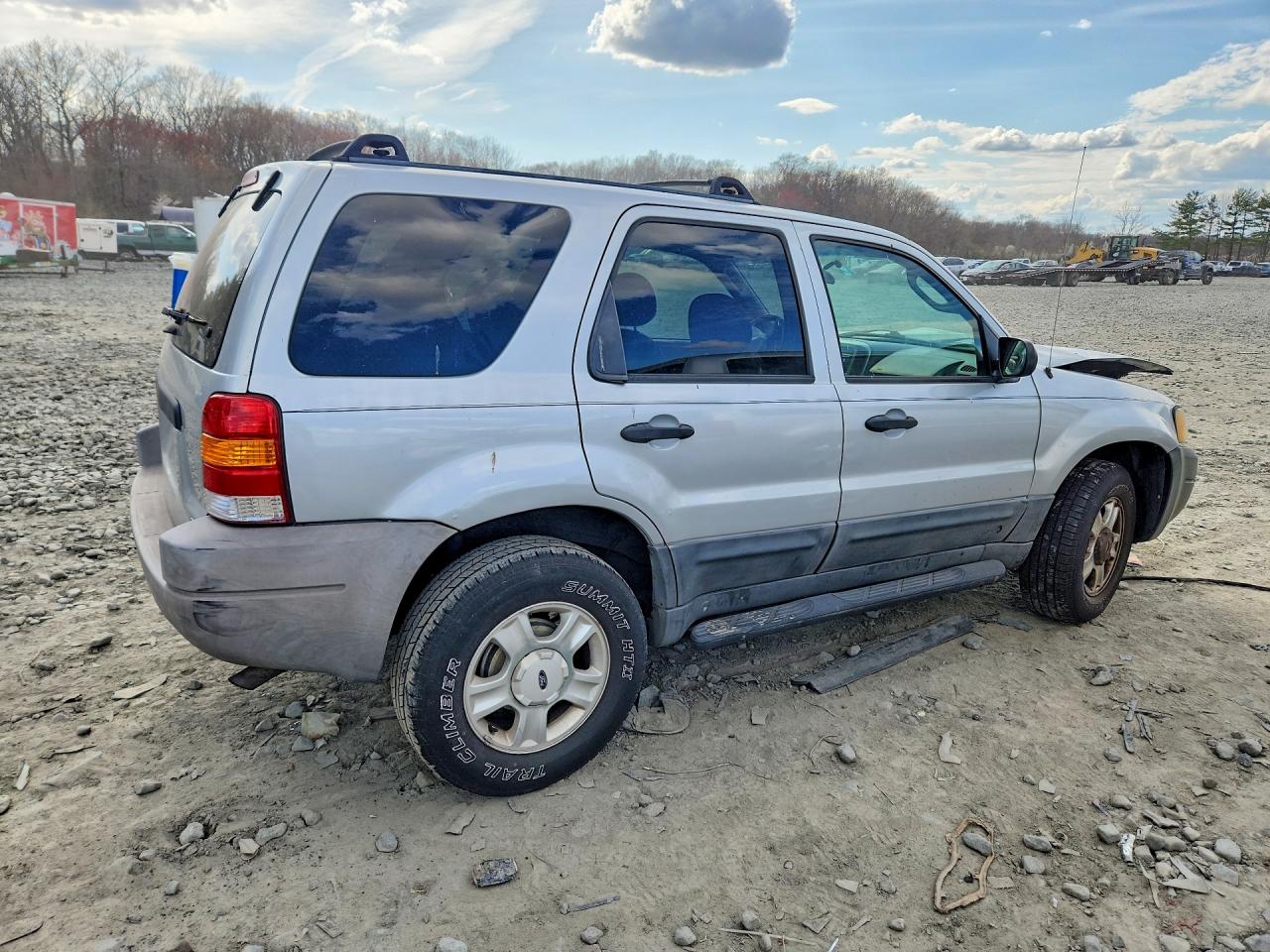2003 FORD ESCAPE XLT photo 5