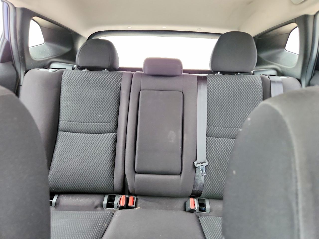 2018 NISSAN ROGUE SPORT S photo 10