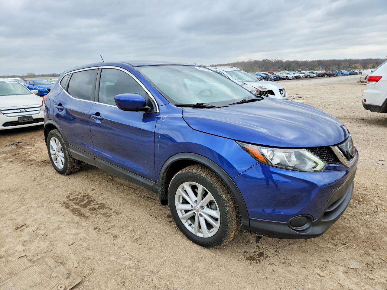 2018 NISSAN ROGUE SPORT S photo 4