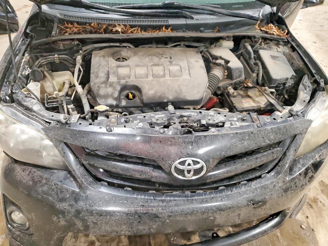 2011 TOYOTA COROLLA S photo 21
