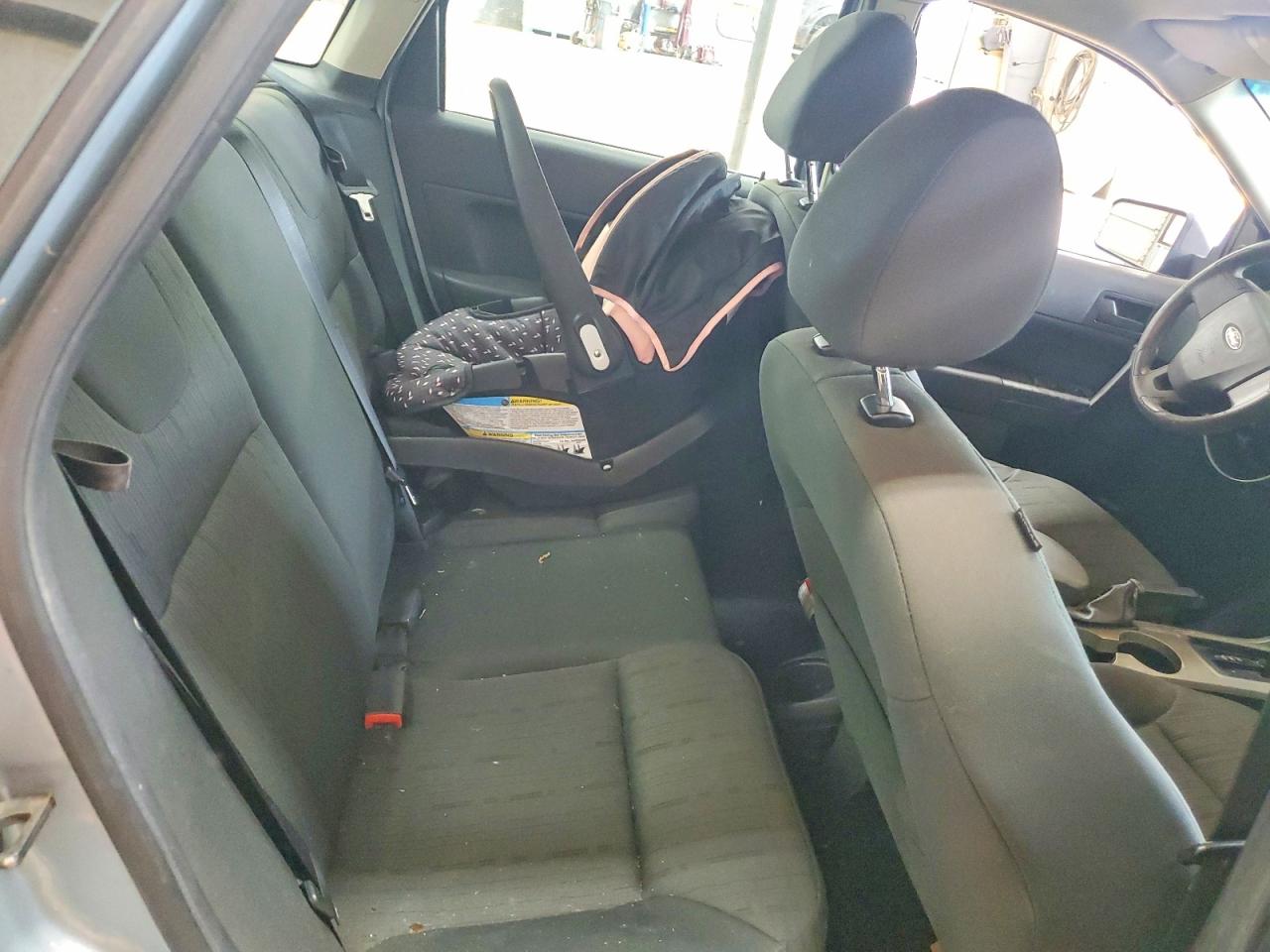 2008 FORD FOCUS SE photo 10