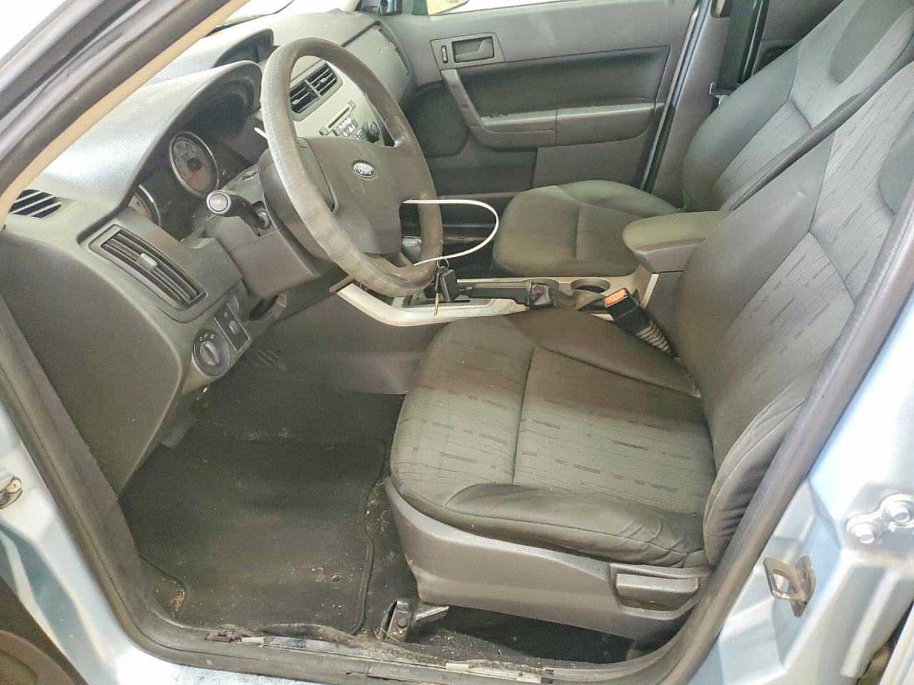 2008 FORD FOCUS SE photo 7
