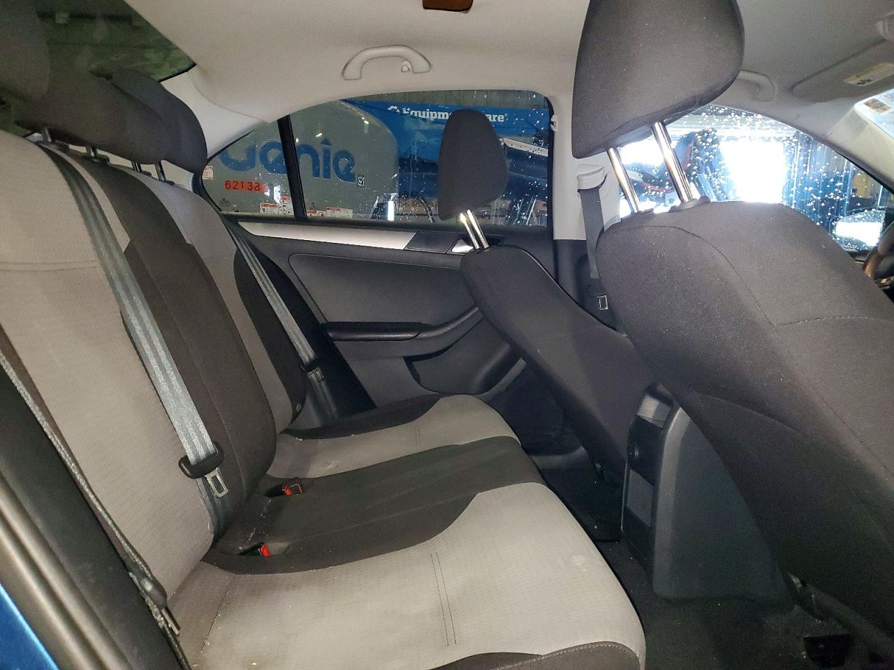 2017 VOLKSWAGEN JETTA S photo 10