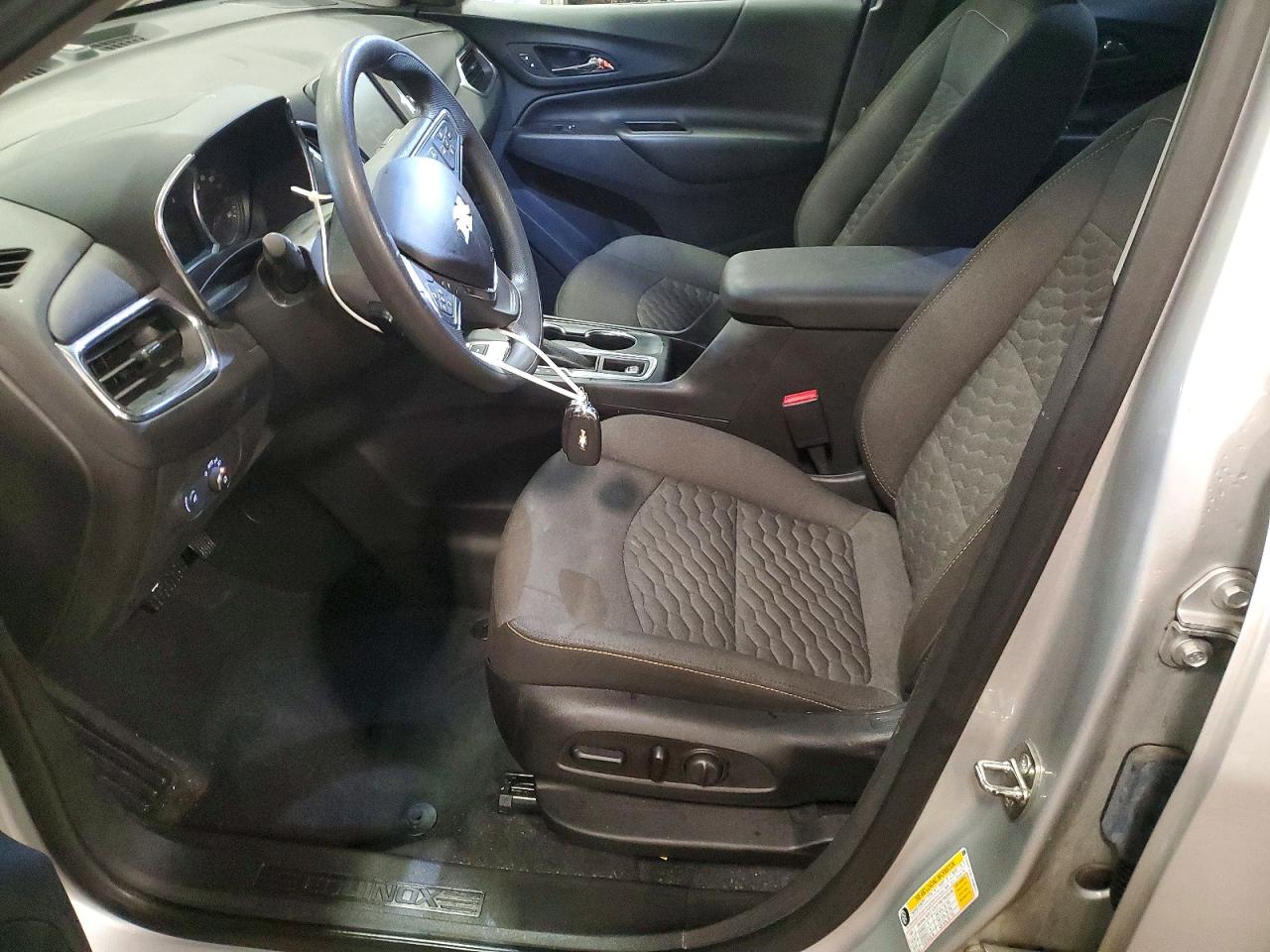 2020 CHEVROLET EQUINOX LT photo 7