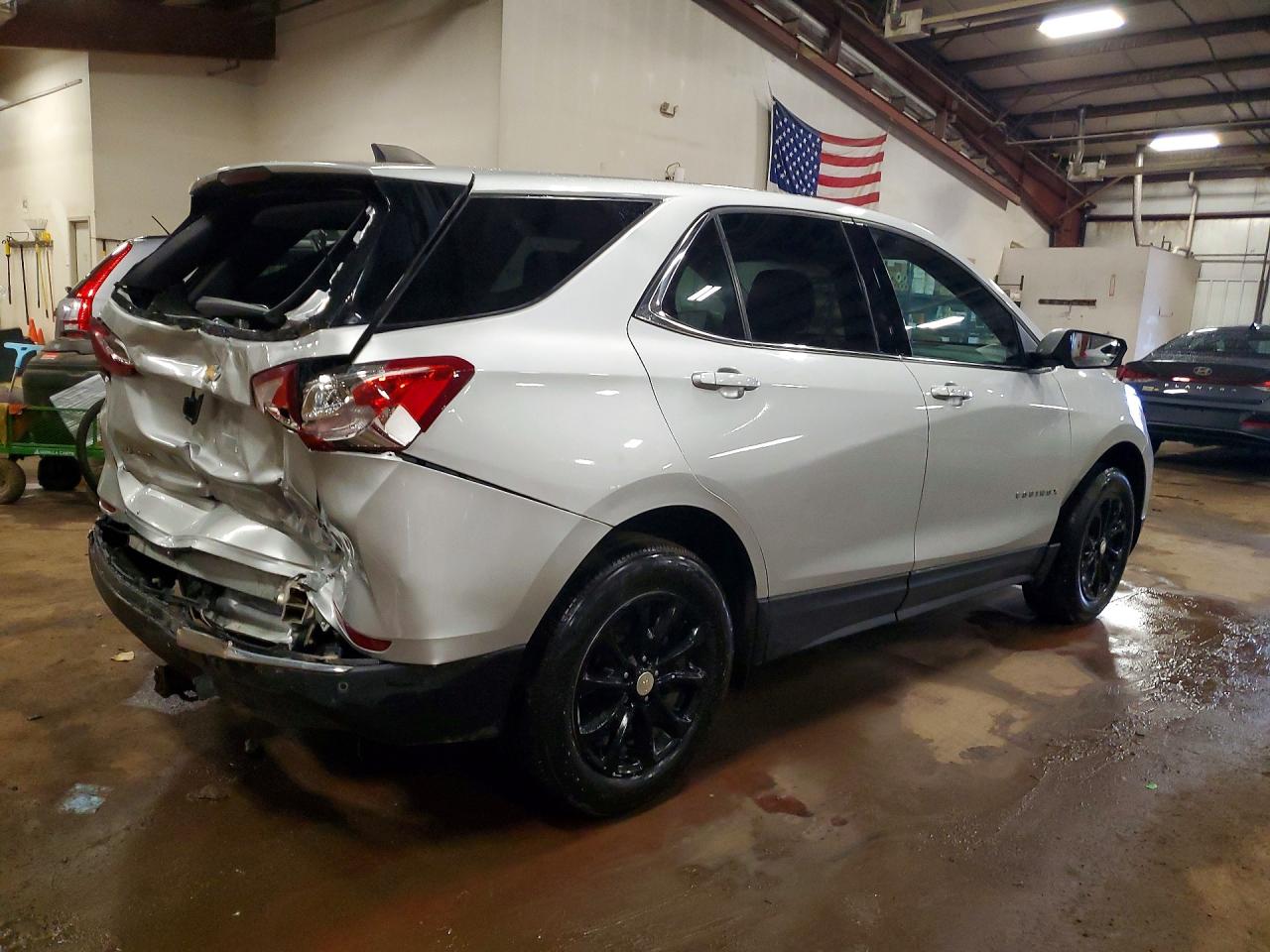 2020 CHEVROLET EQUINOX LT photo 3