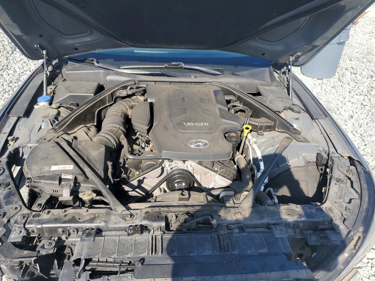 2015 HYUNDAI GENESIS 3.8L photo 21