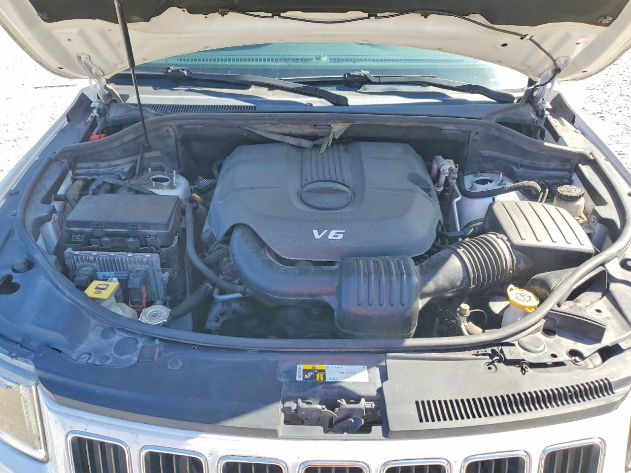 2015 JEEP GRAND CHEROKEE LIMITED photo 34