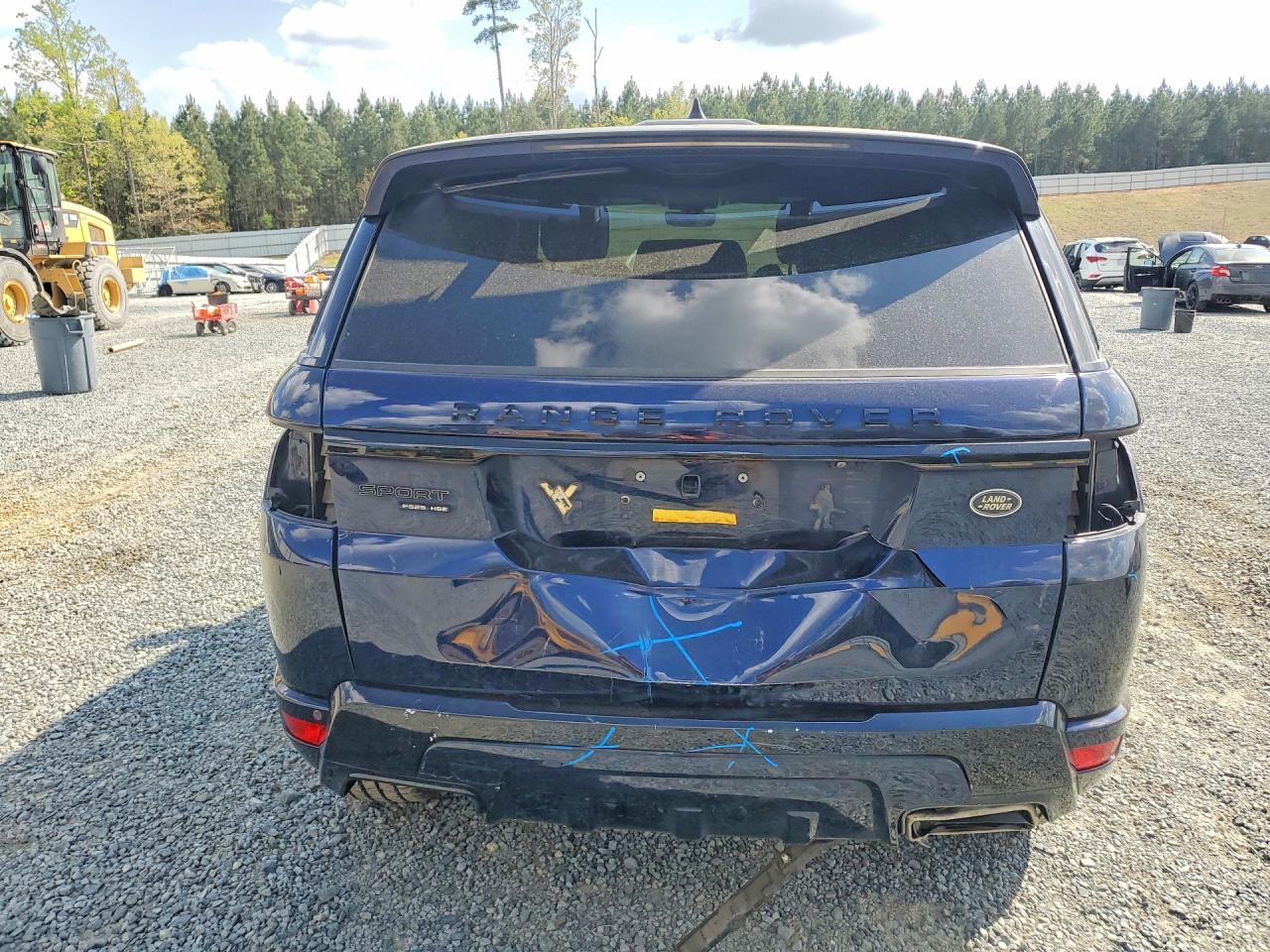 2020 LAND ROVER RANGE ROVER SPORT P525 HSE photo 16