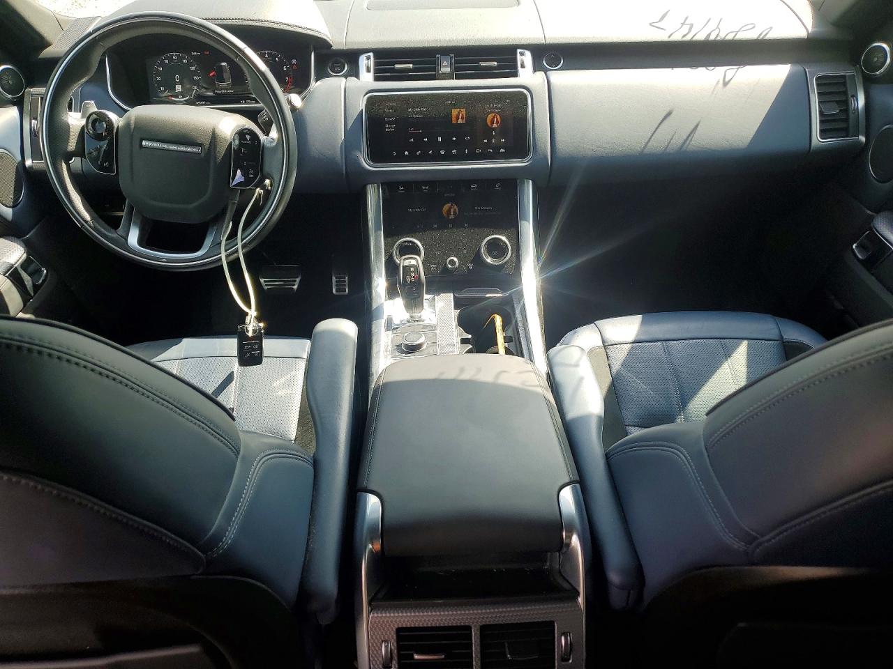2020 LAND ROVER RANGE ROVER SPORT P525 HSE photo 22