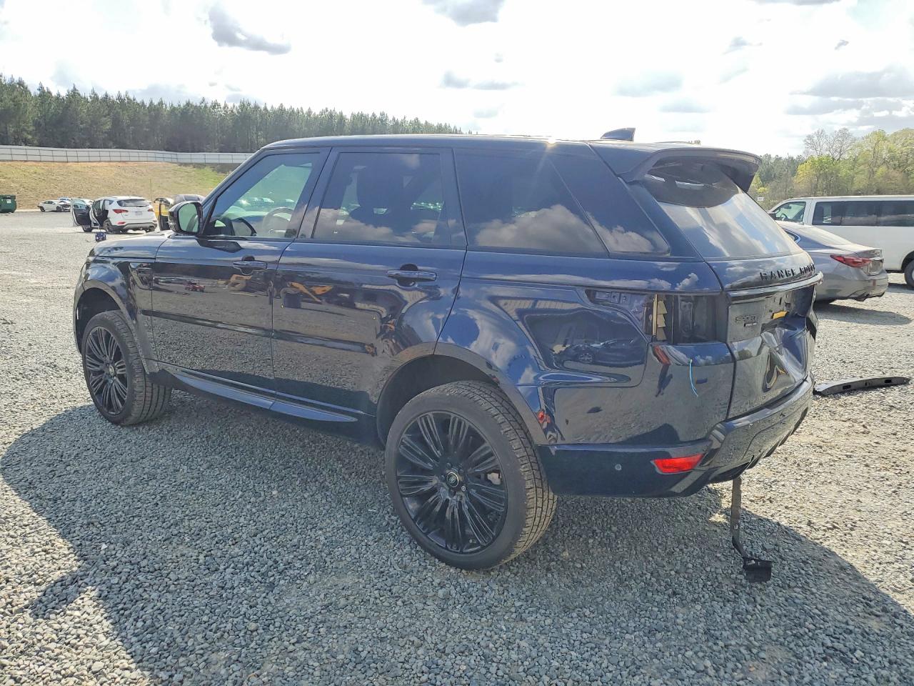 2020 LAND ROVER RANGE ROVER SPORT P525 HSE photo 4