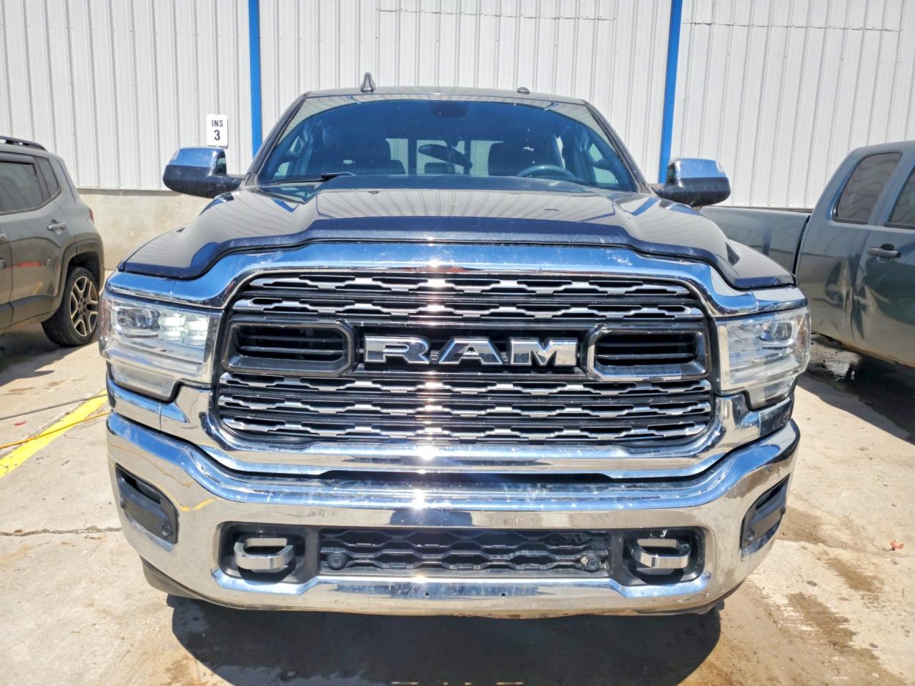 2020 RAM 3500 LIMITED photo 9