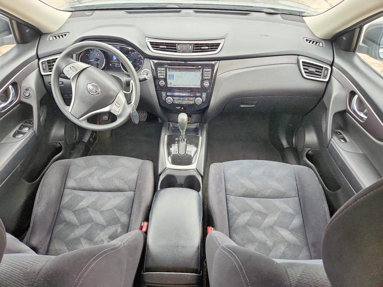 2016 NISSAN ROGUE SV photo 8