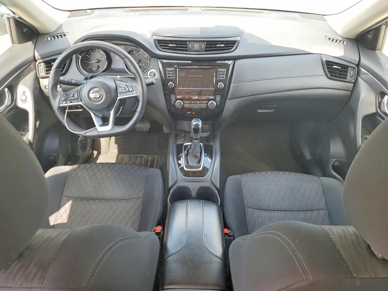 2019 NISSAN ROGUE SV photo 15