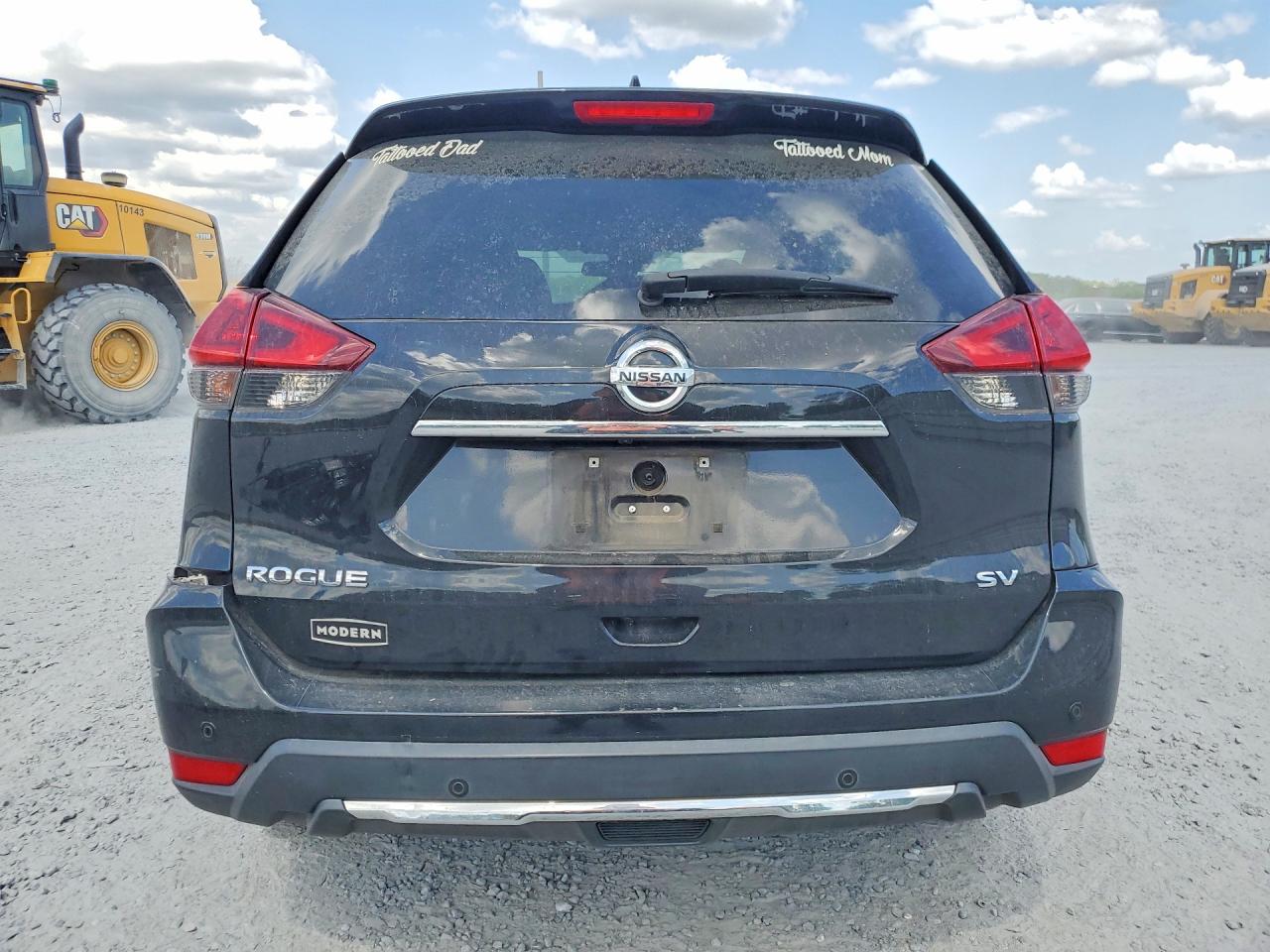 2019 NISSAN ROGUE SV photo 11