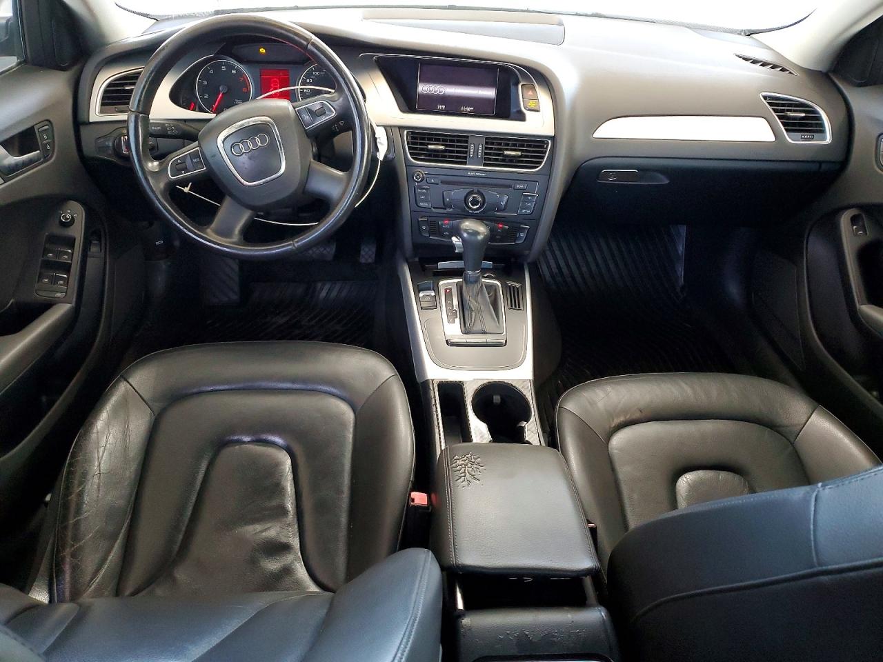 2010 AUDI A4 PREMIUM photo 22