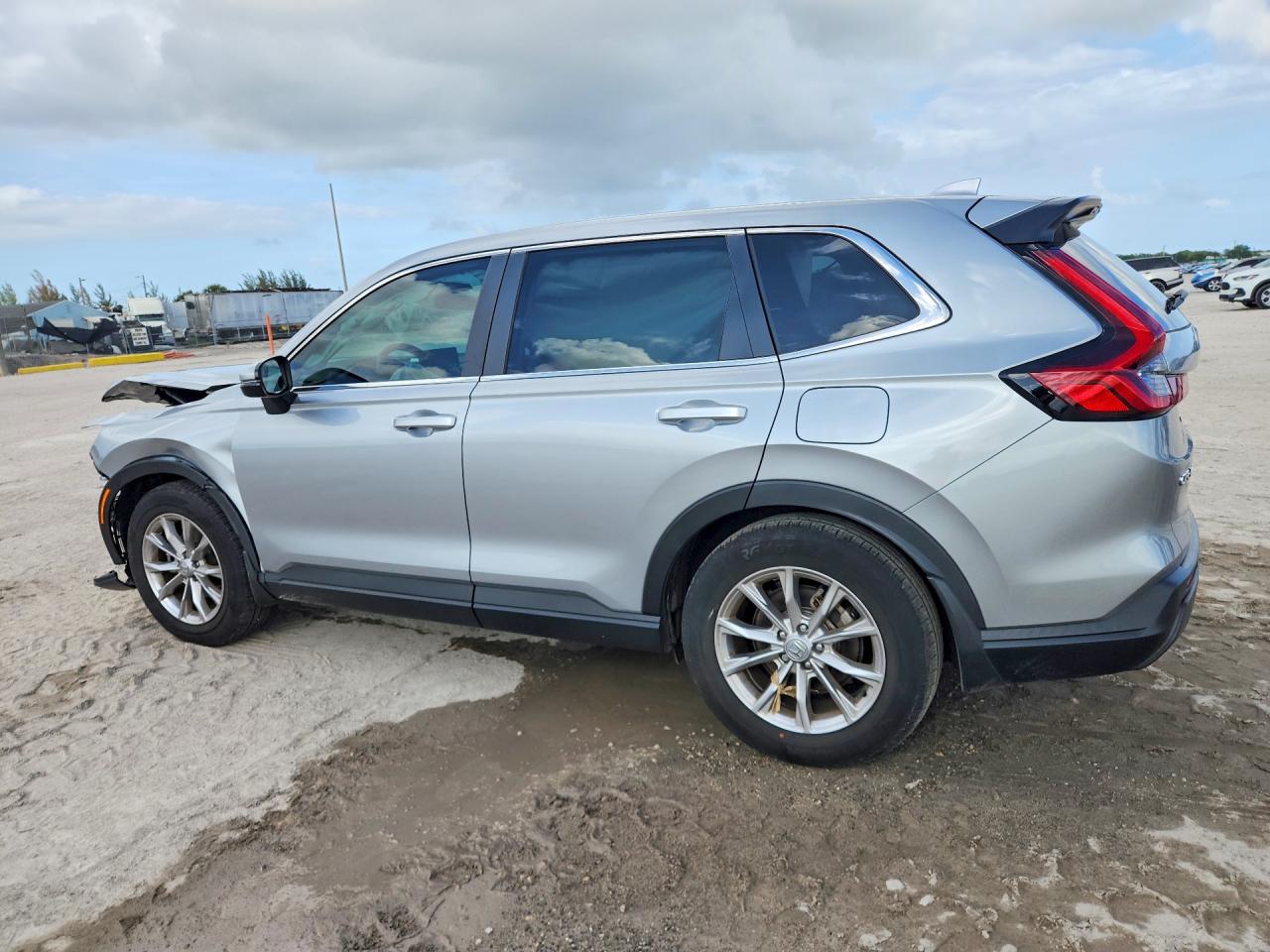 2025 HONDA CR-V EXL photo 2