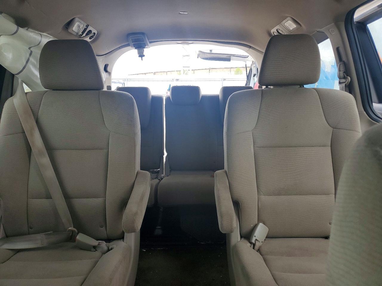 2013 HONDA ODYSSEY LX photo 19