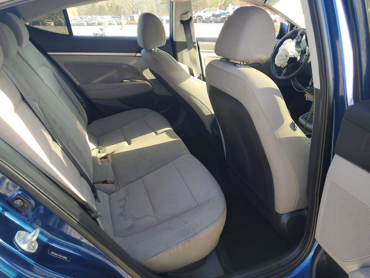2019 HYUNDAI ELANTRA SEL photo 28