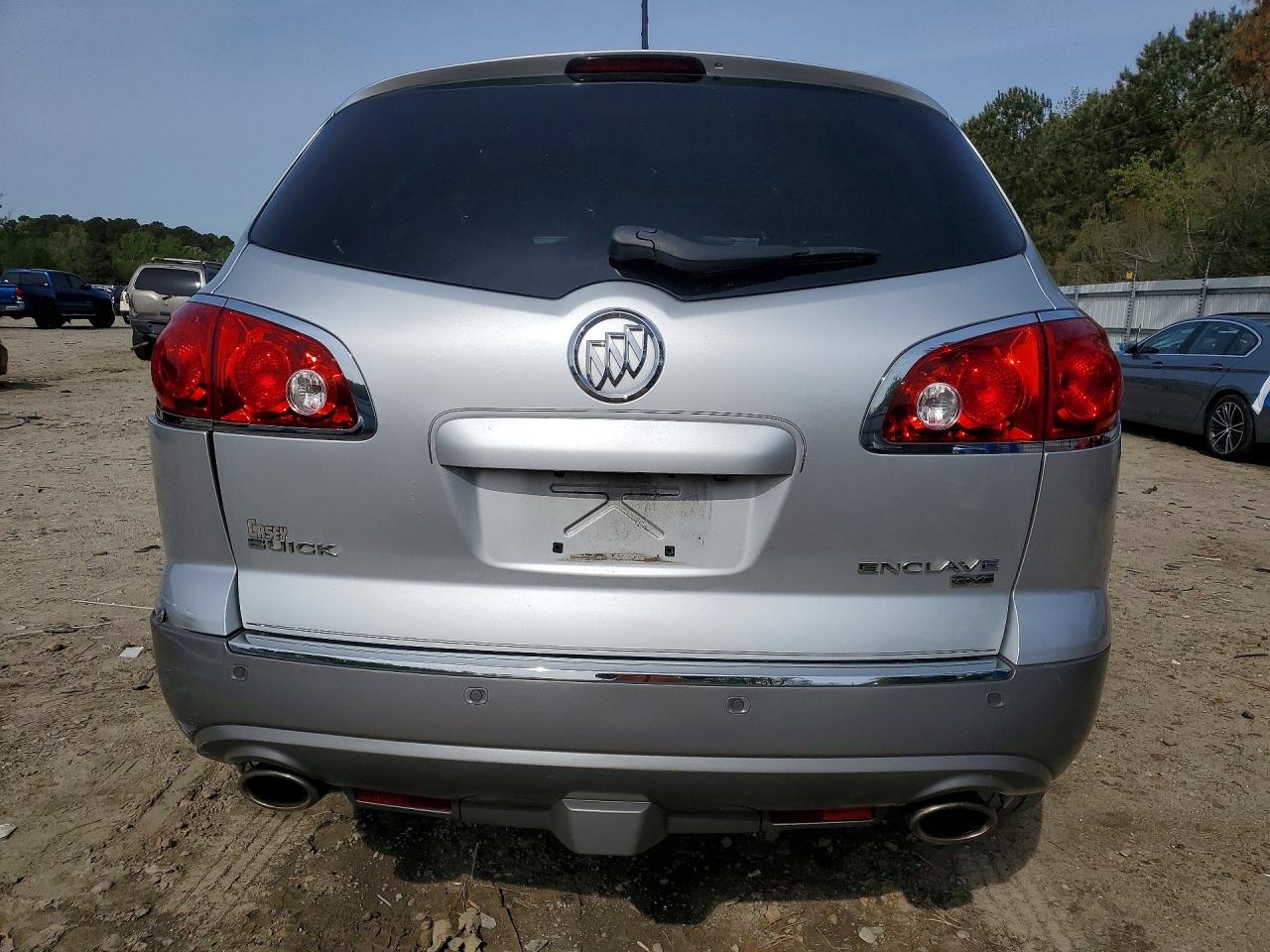 2010 BUICK ENCLAVE CXL photo 11