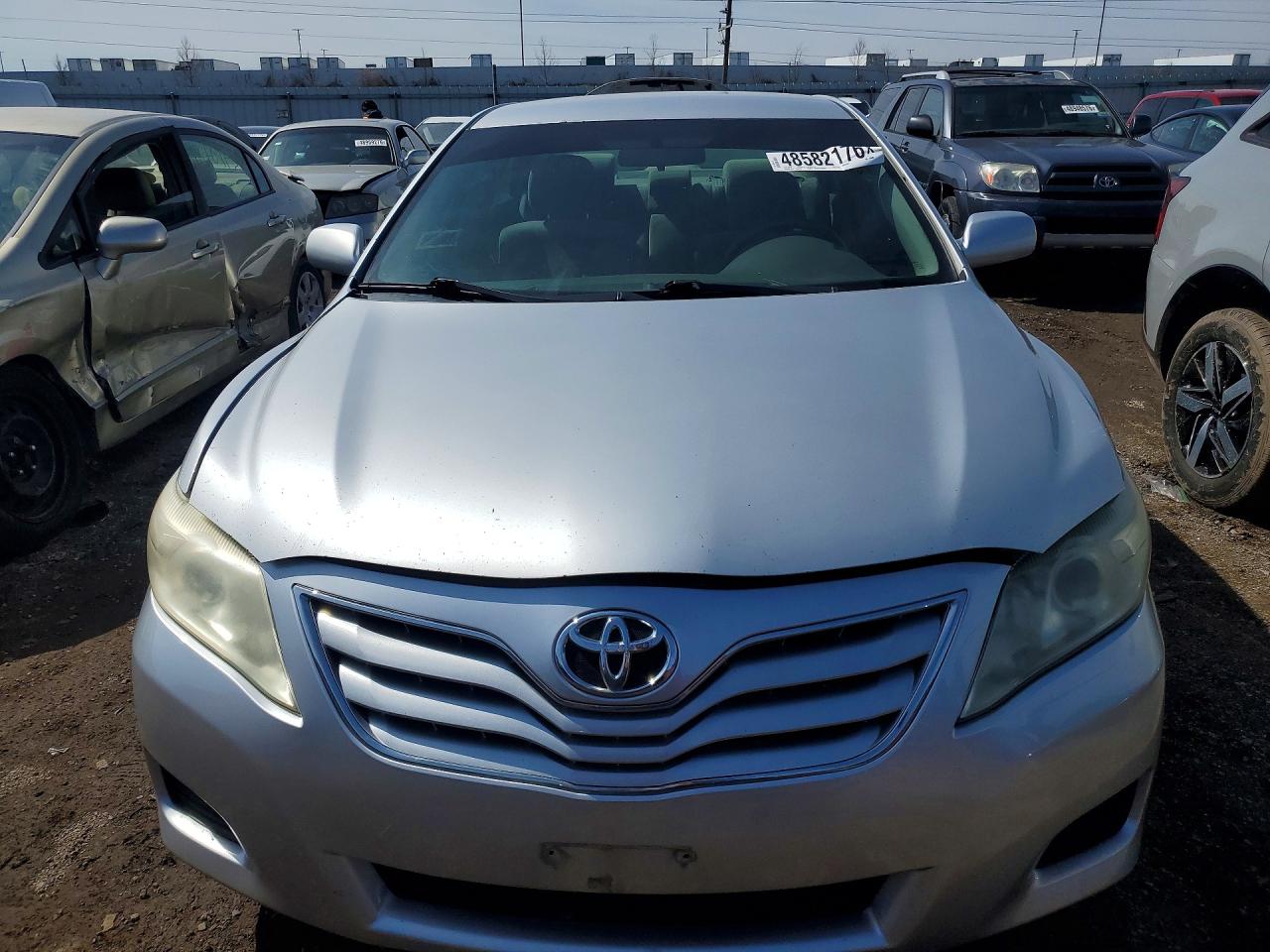 2011 TOYOTA CAMRY LE photo 13