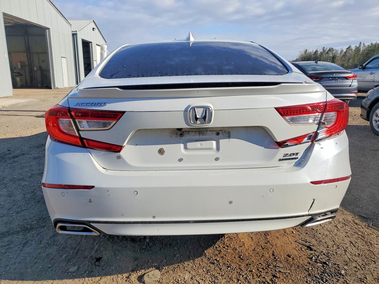 2018 HONDA ACCORD TOURING photo 11