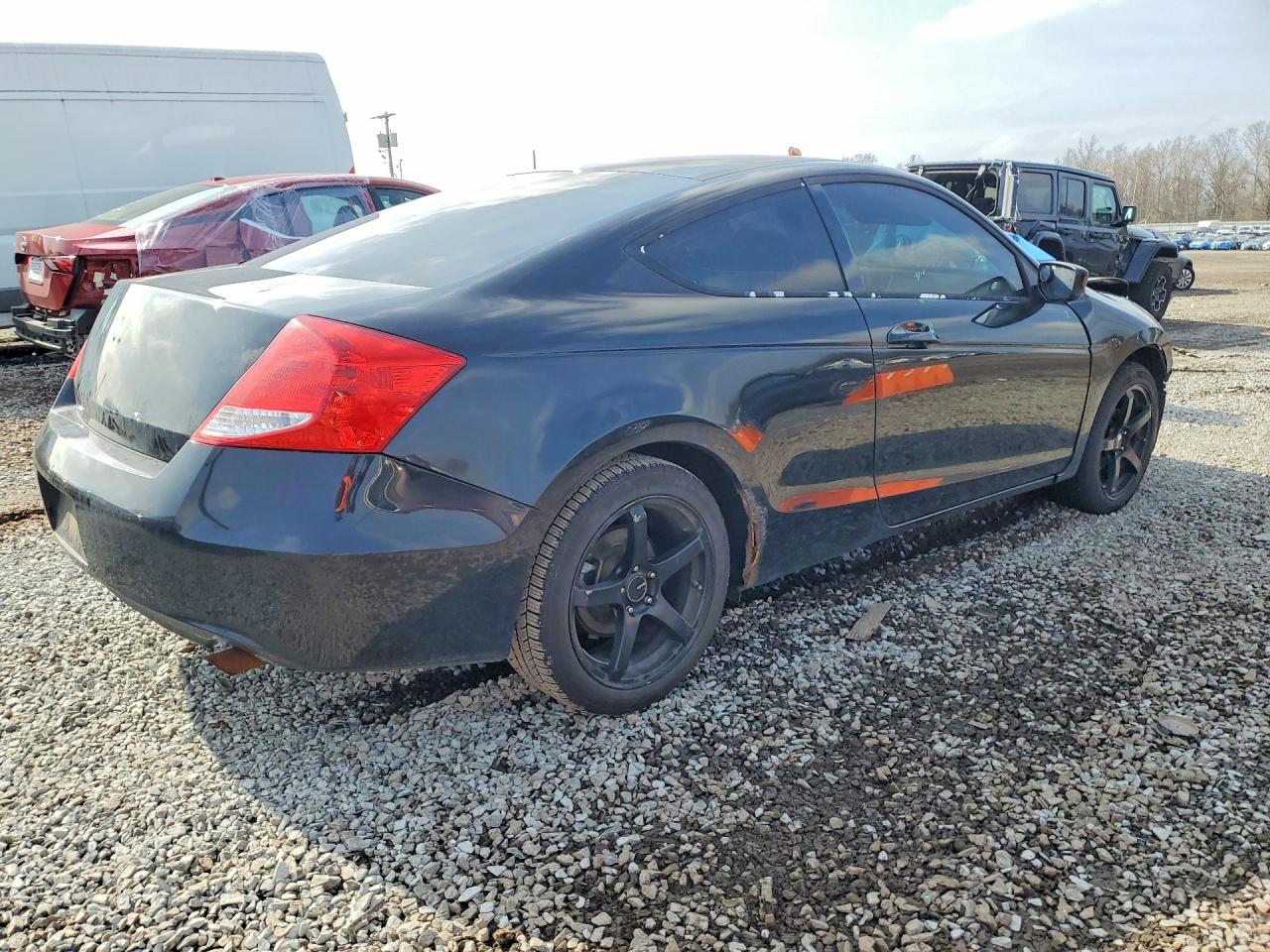 2012 HONDA ACCORD LX photo 5