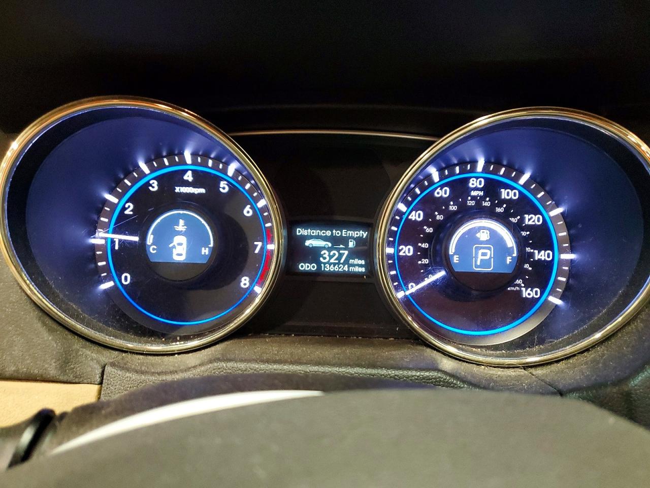 2012 HYUNDAI SONATA GLS photo 17