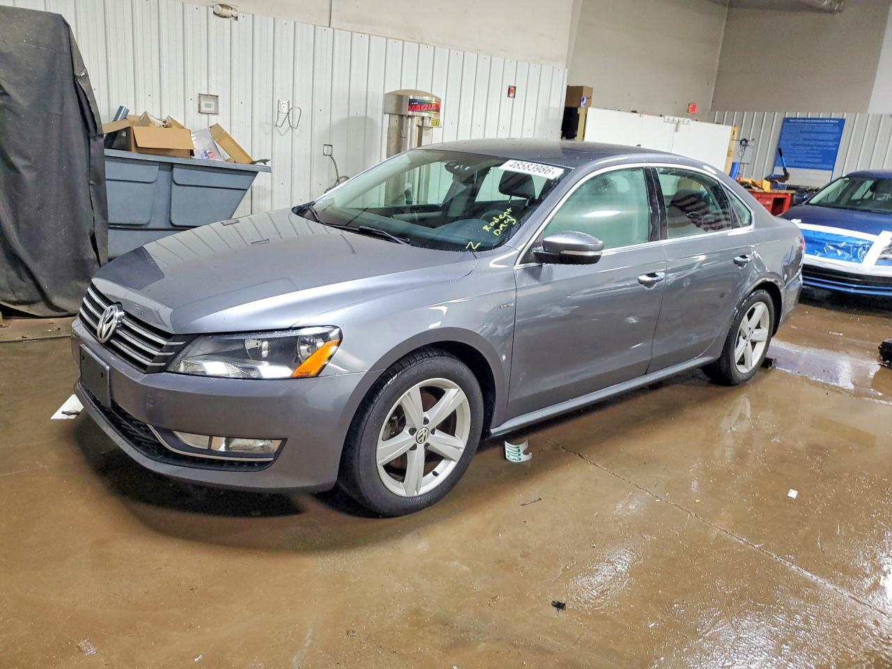 2015 VOLKSWAGEN PASSAT