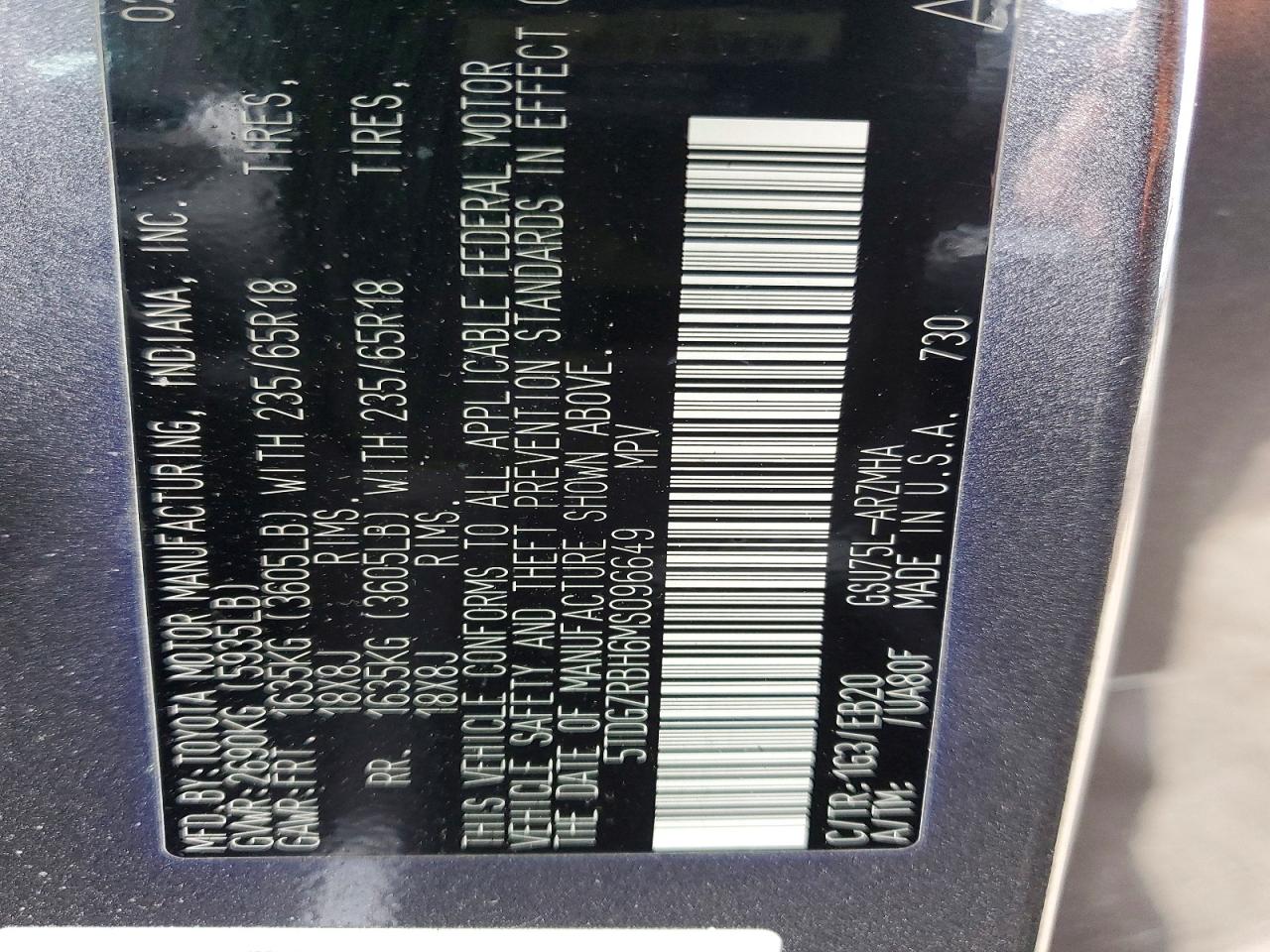 2021 TOYOTA HIGHLANDER XLE photo 27