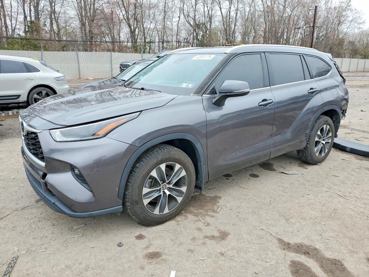 2021 TOYOTA HIGHLANDER