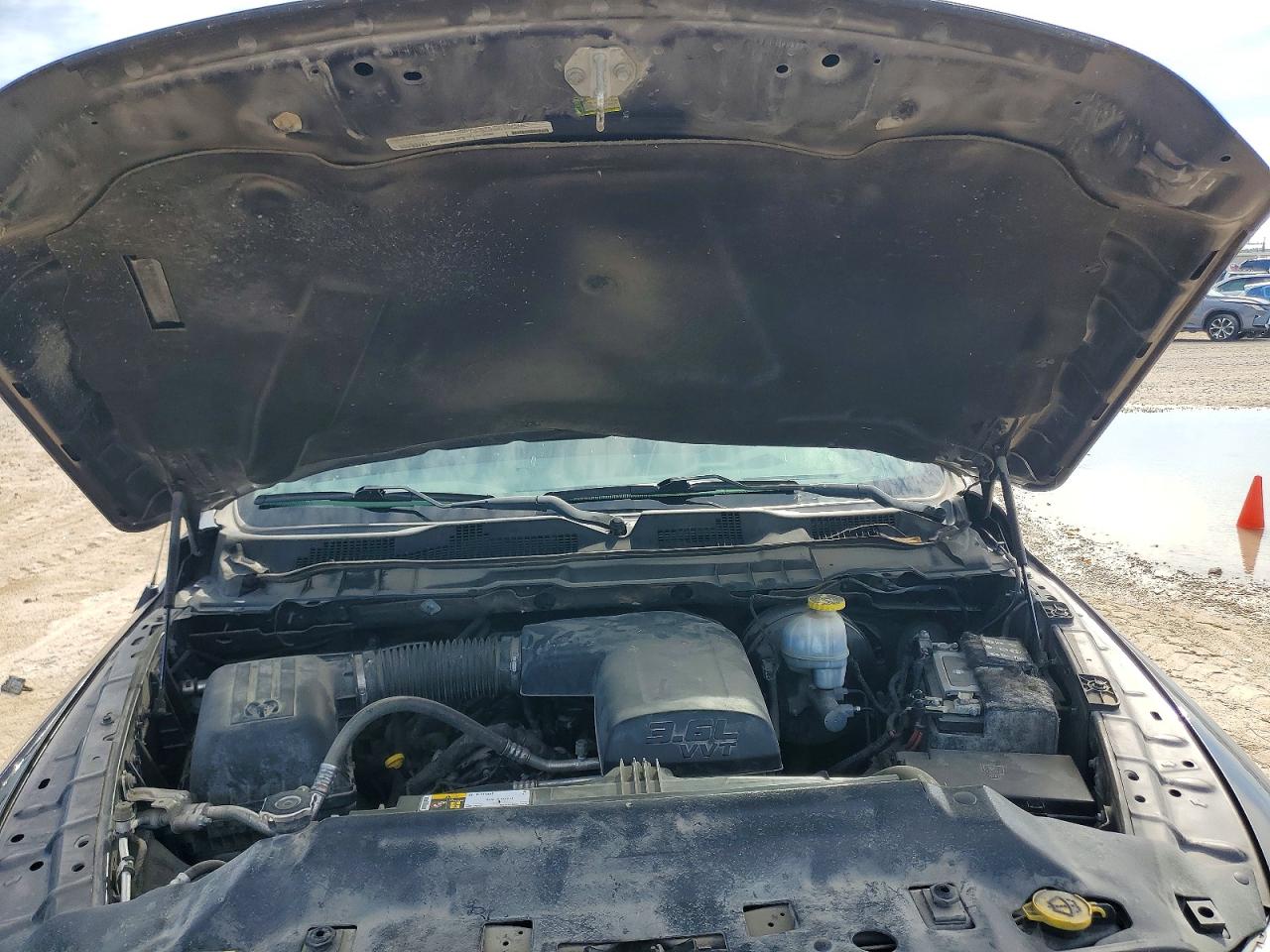 2018 RAM 1500 ST photo 11