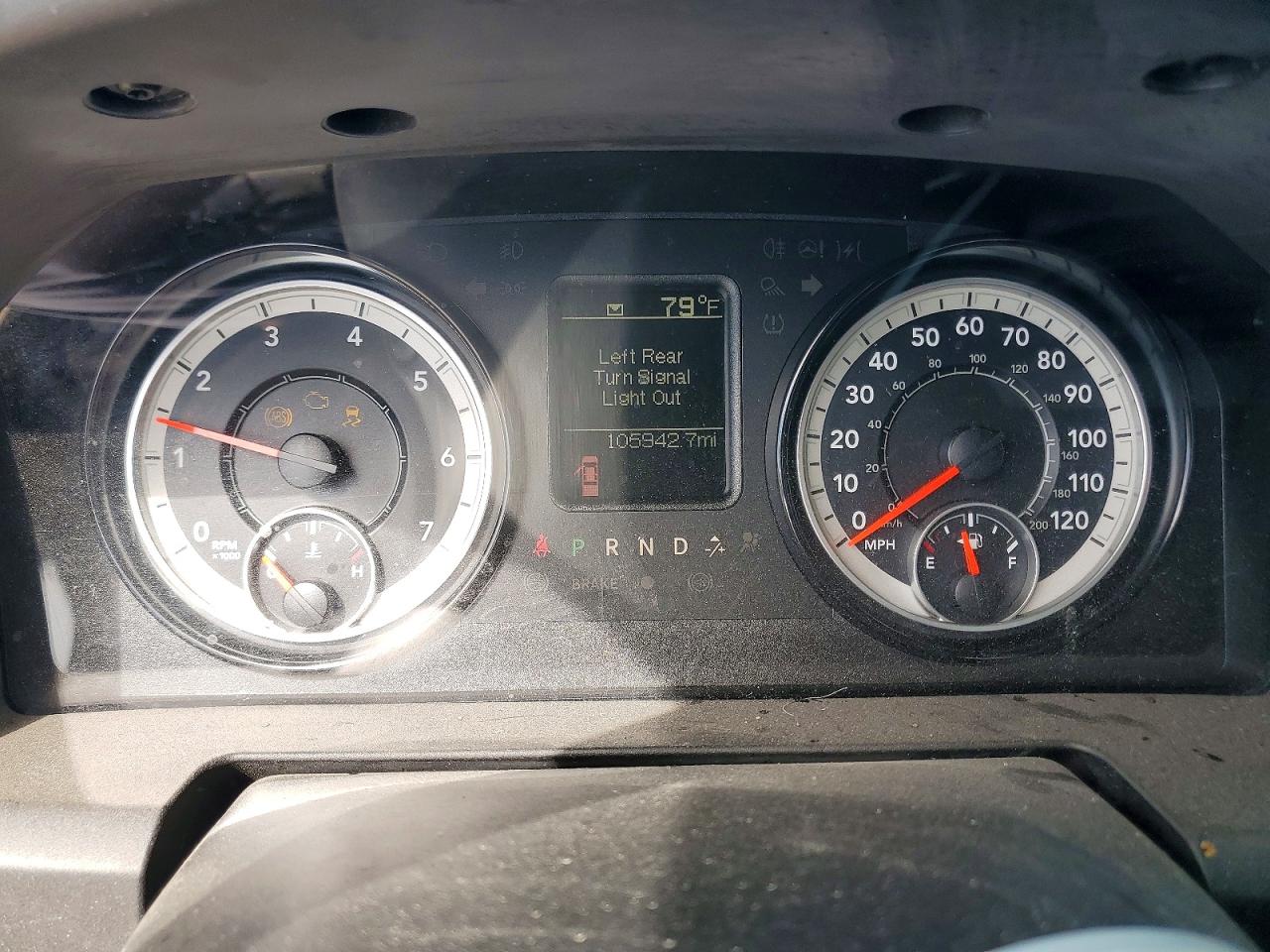 2018 RAM 1500 ST photo 9