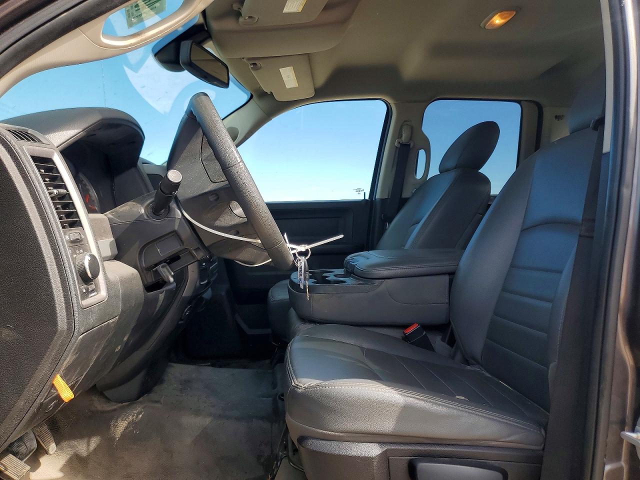 2018 RAM 1500 ST photo 7