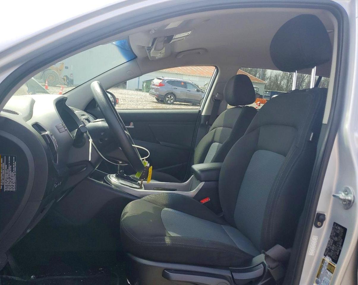 2016 KIA SPORTAGE LX photo 13