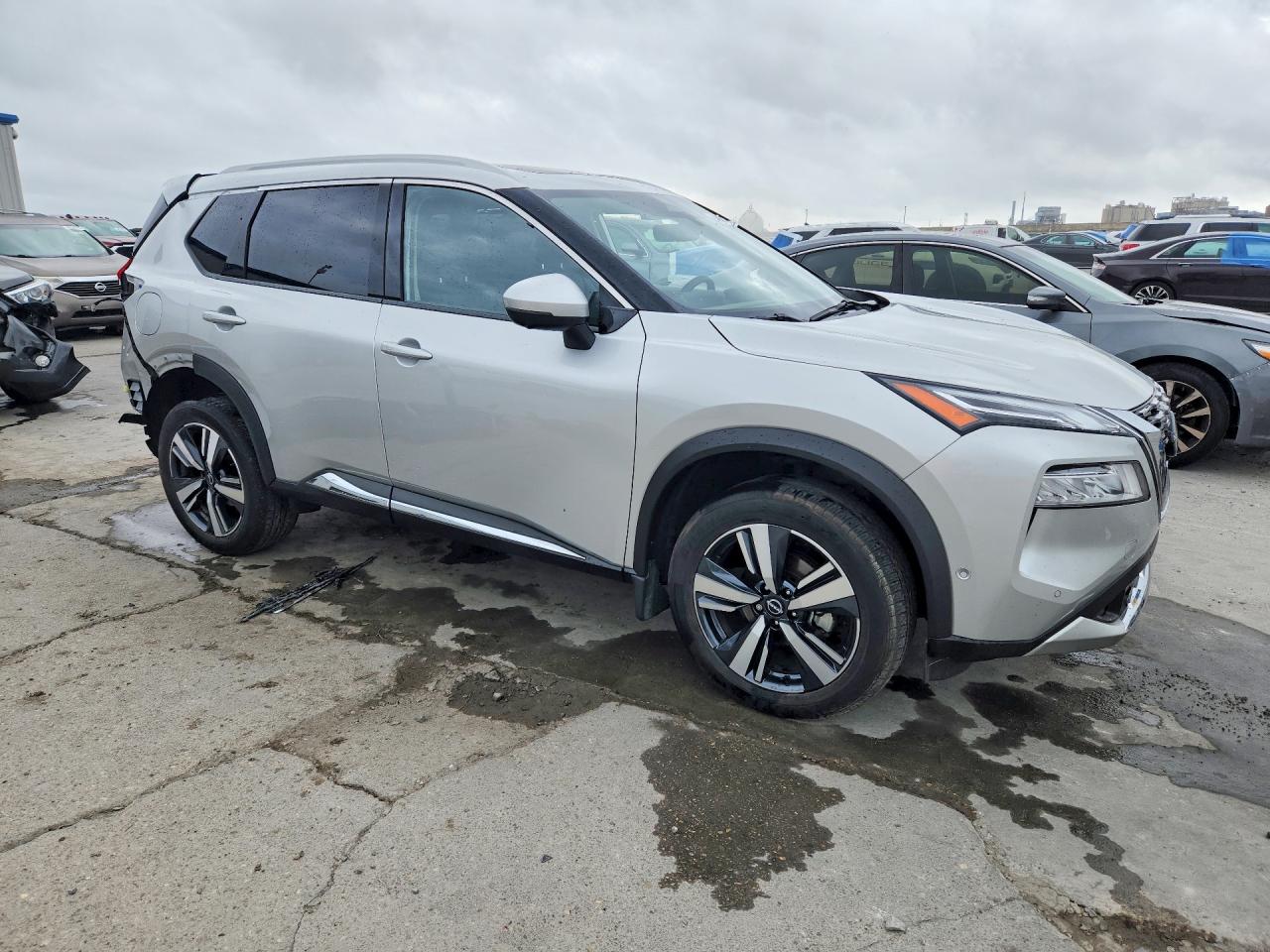 2023 NISSAN ROGUE PLATINUM photo 10