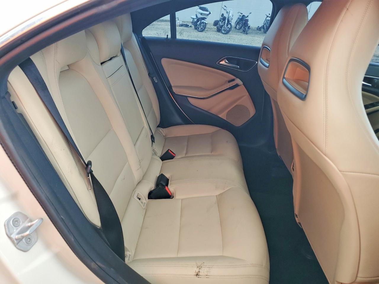 2016 MERCEDES-BENZ CLA 250 photo 19