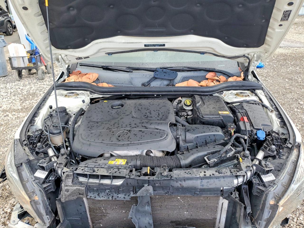 2016 MERCEDES-BENZ CLA 250 photo 21