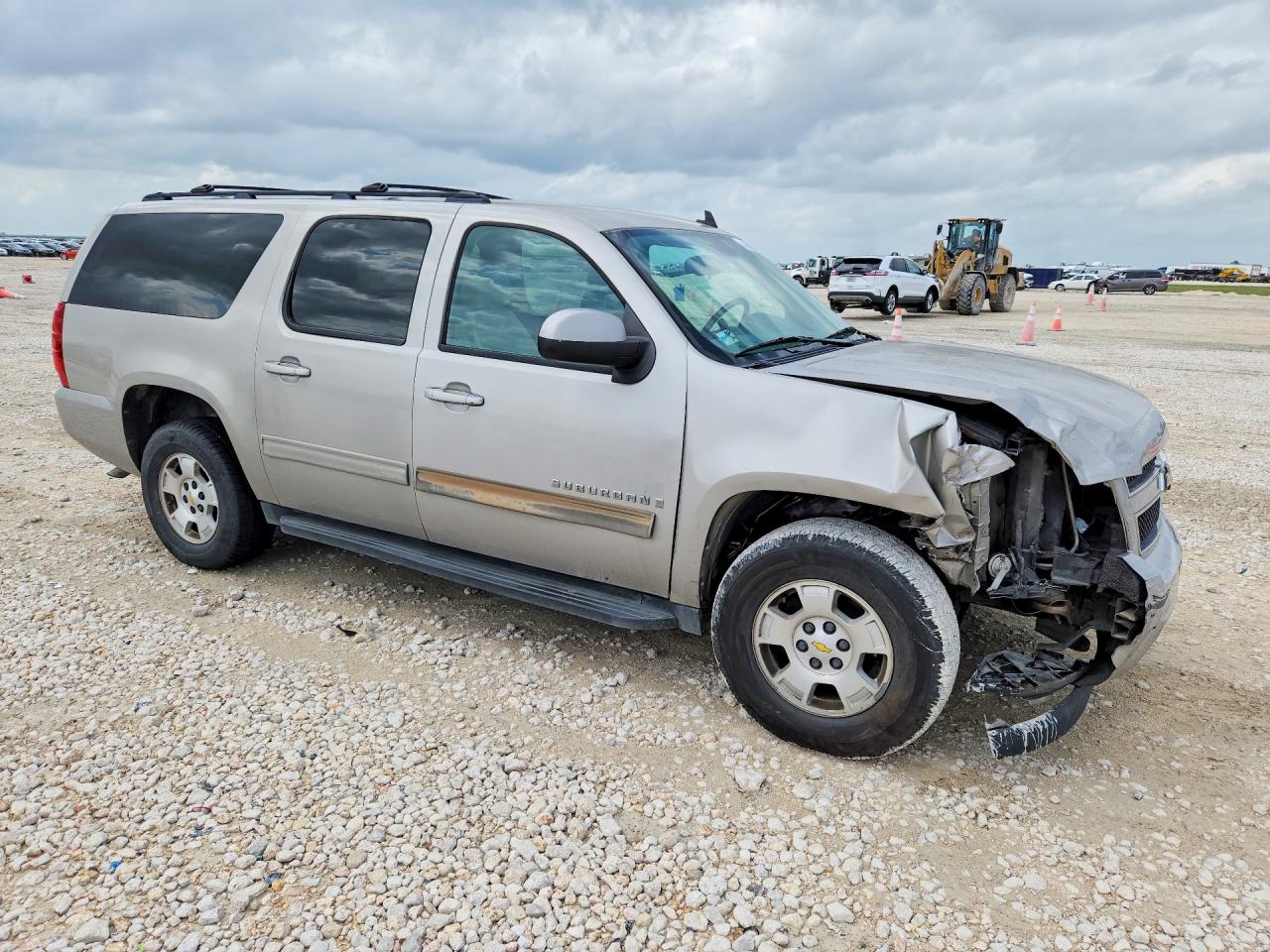 2009 CHEVROLET SUBURBAN C1500 LT photo 4