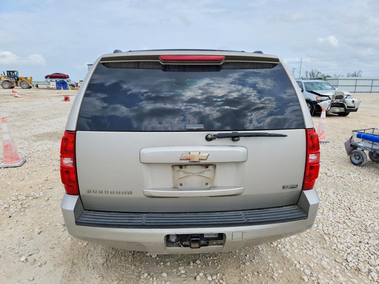 2009 CHEVROLET SUBURBAN C1500 LT photo 6