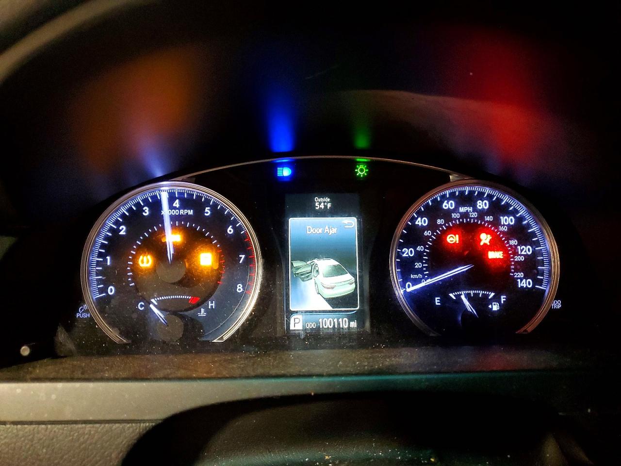 2017 TOYOTA CAMRY LE photo 9
