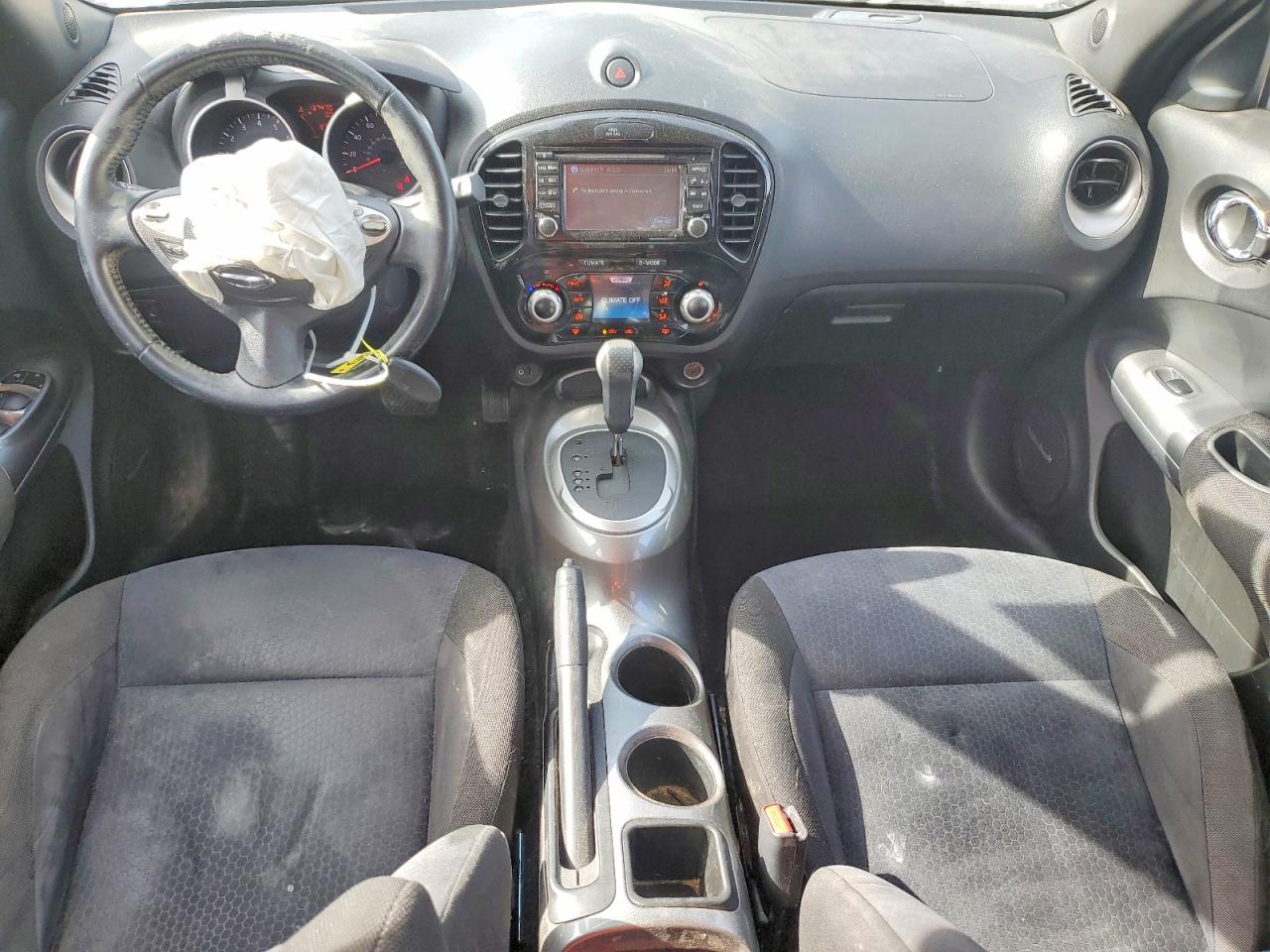2015 NISSAN JUKE SV photo 15