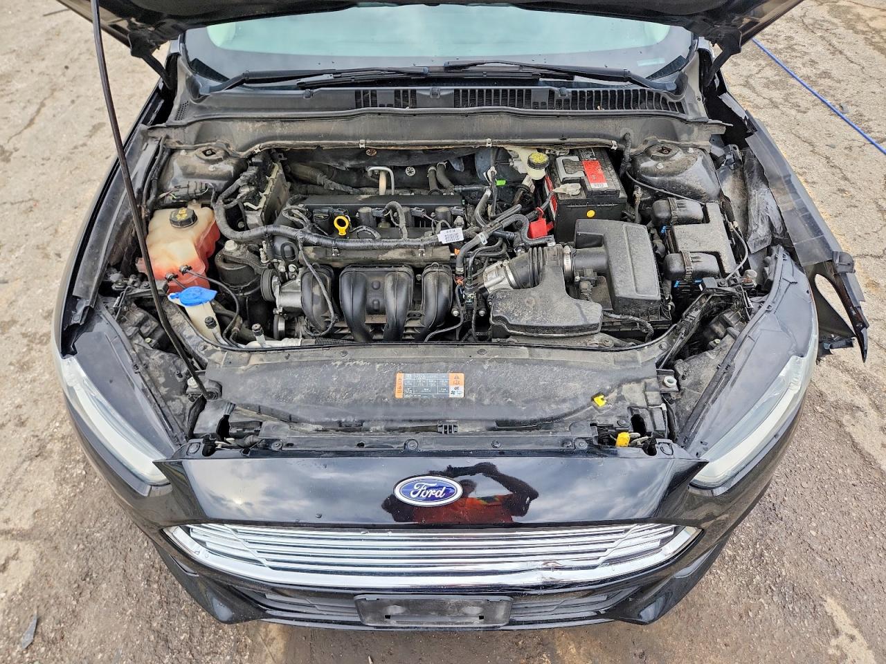 2016 FORD FUSION SE photo 21