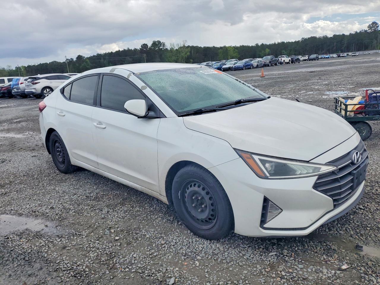 2019 HYUNDAI ELANTRA SE photo 7