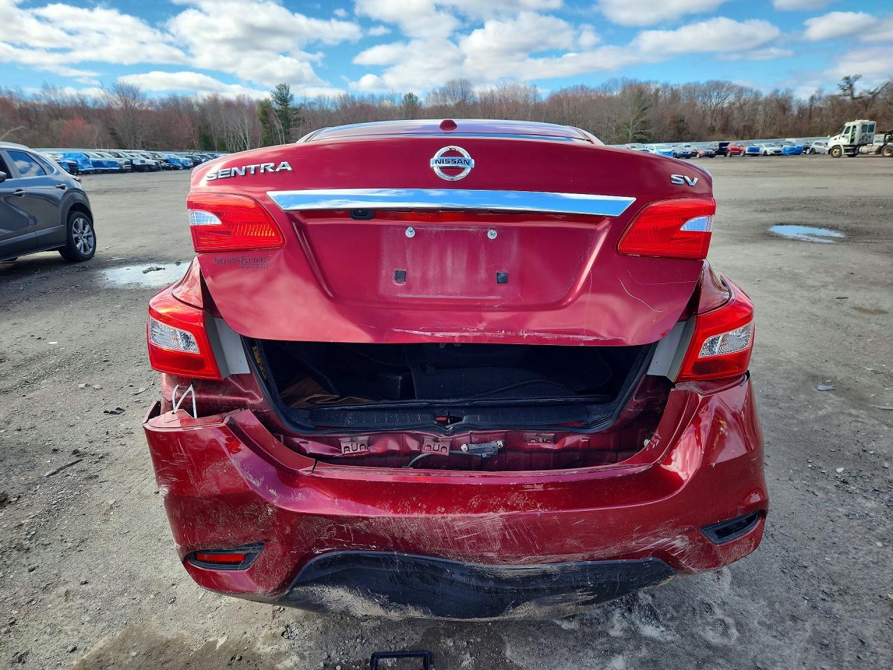 2018 NISSAN SENTRA SV photo 11