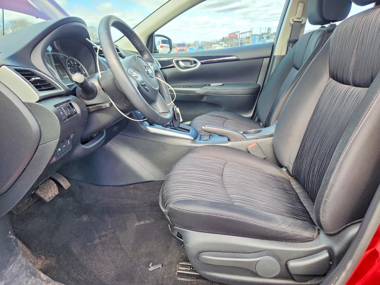 2018 NISSAN SENTRA SV photo 13