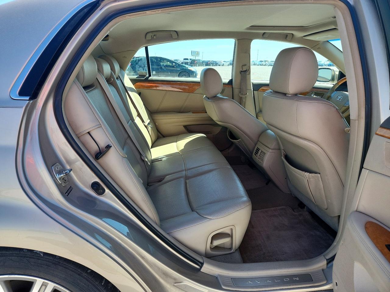 2005 TOYOTA AVALON LIMITED photo 28
