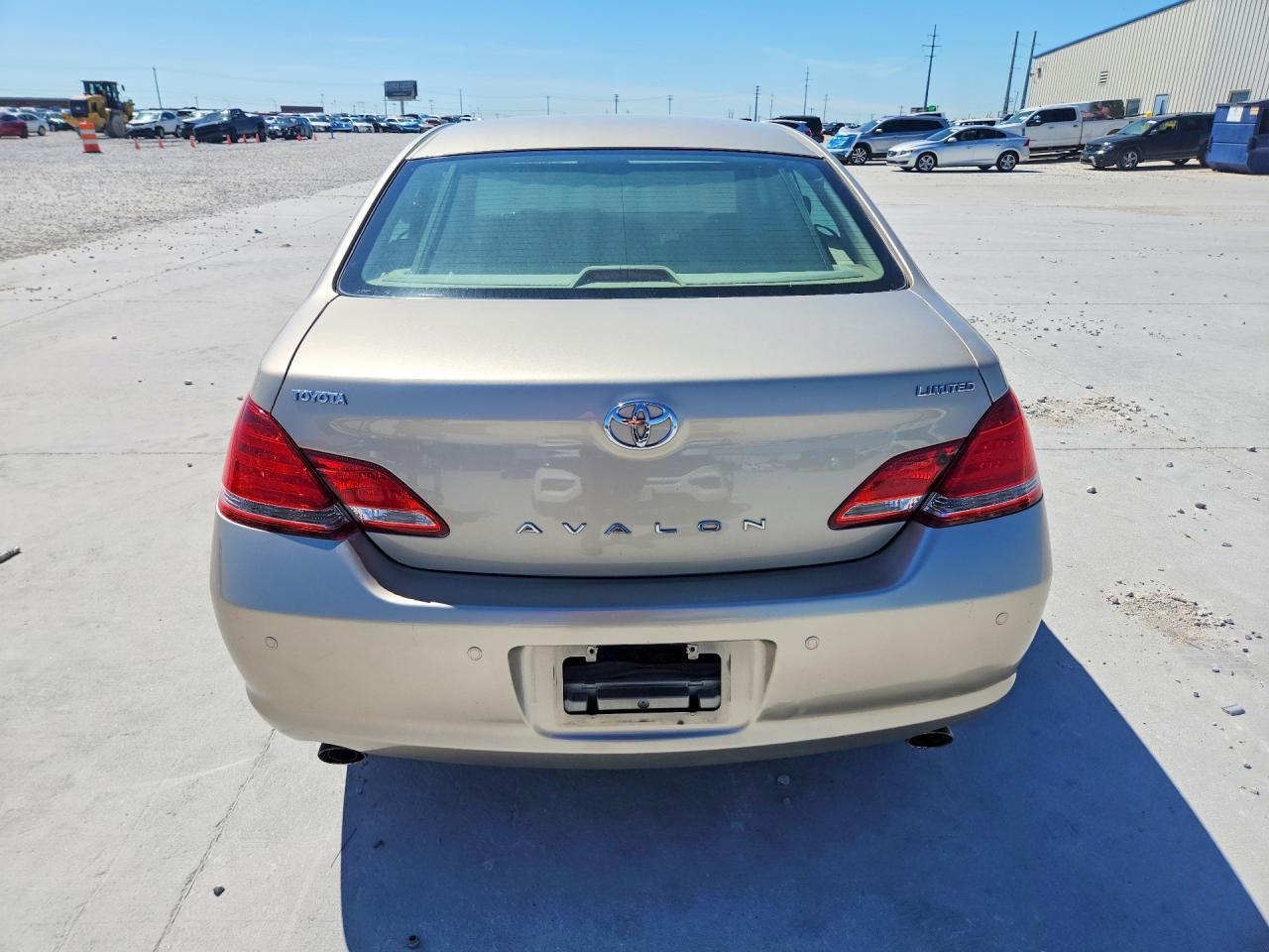 2005 TOYOTA AVALON LIMITED photo 16