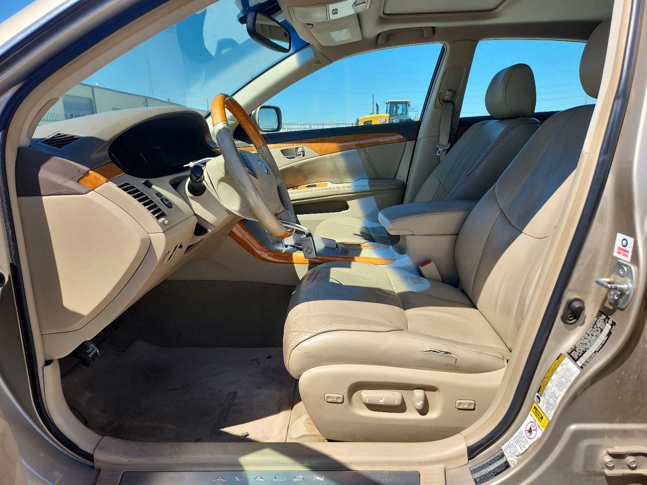 2005 TOYOTA AVALON LIMITED photo 19