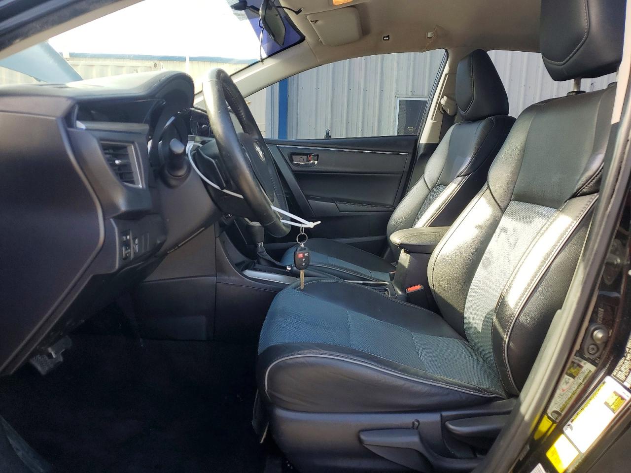 2015 TOYOTA COROLLA S PLUS photo 13