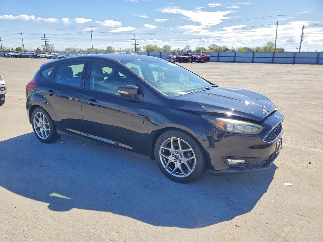 2015 FORD FOCUS SE photo 7